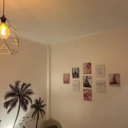Warm Studio Next To Place Italie - Mp52b * Paris