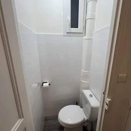 Warm Studio Next To Place Italie - Mp52b Apartment
